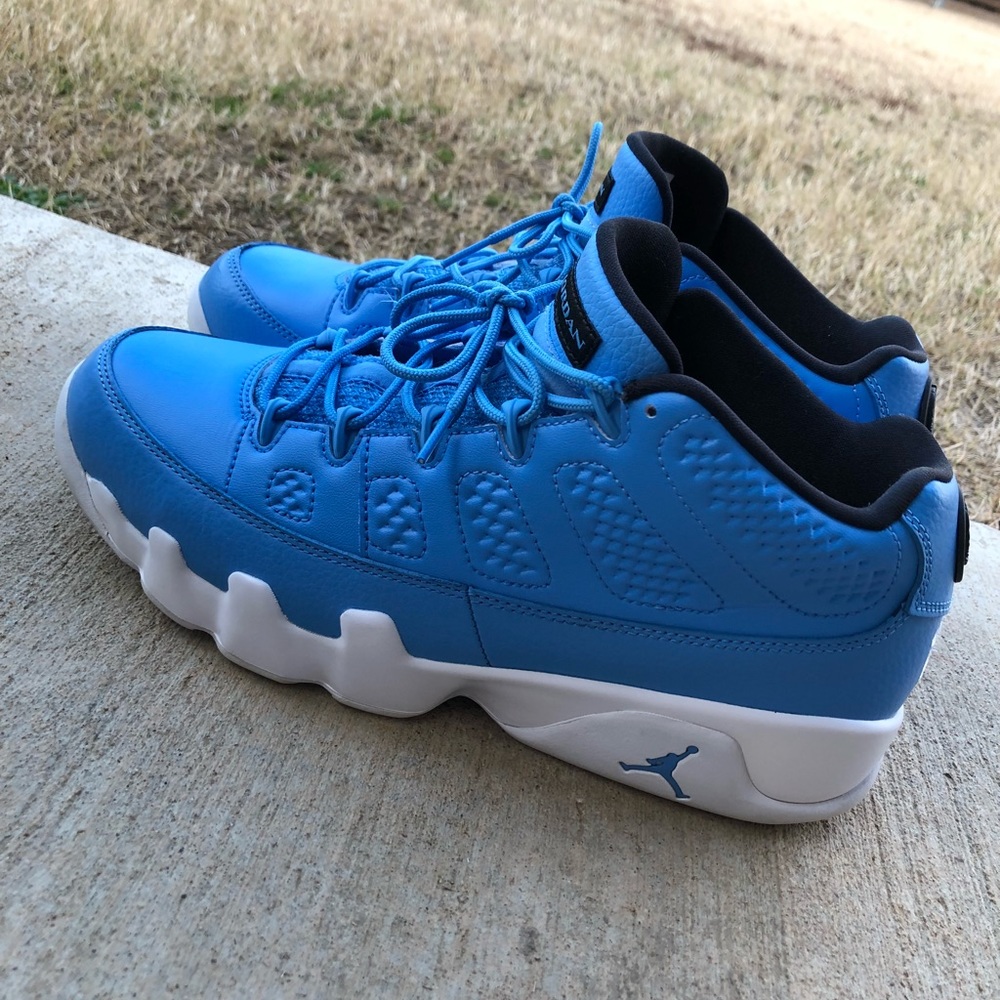 Air Jordan 9 Low “Pantone”